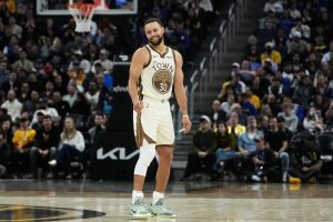 When Stephen Curry Gets Hot: Mastering the Art of NBA Greatness